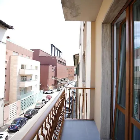 Bf50 Design Downtown 1bedroom Flat @ Train Station