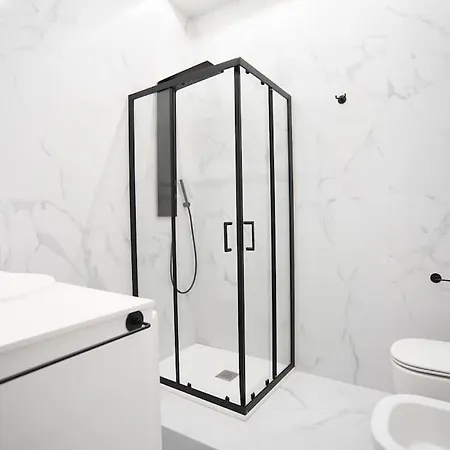 아파트 Bf50 Design Downtown 1bedroom Flat @ Train Station